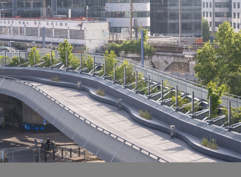 Passerelle_issy_les_moulineaux04